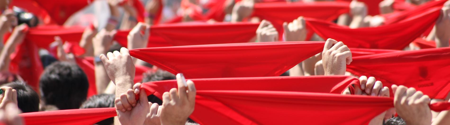 Pañuelos rojos en Pamplona